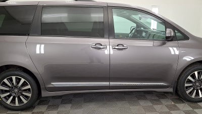 2019 Toyota Sienna XLE Premium