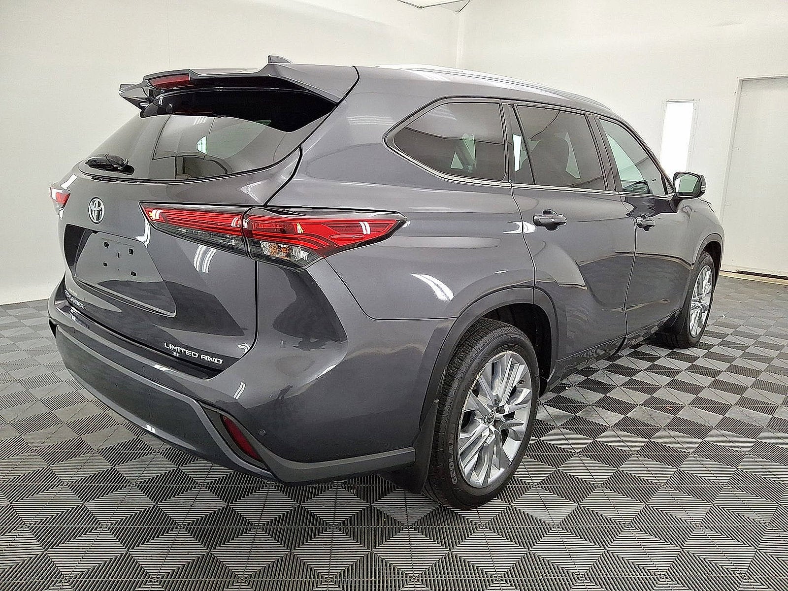 2020 Toyota Highlander Limited