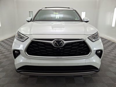 2022 Toyota Highlander Platinum