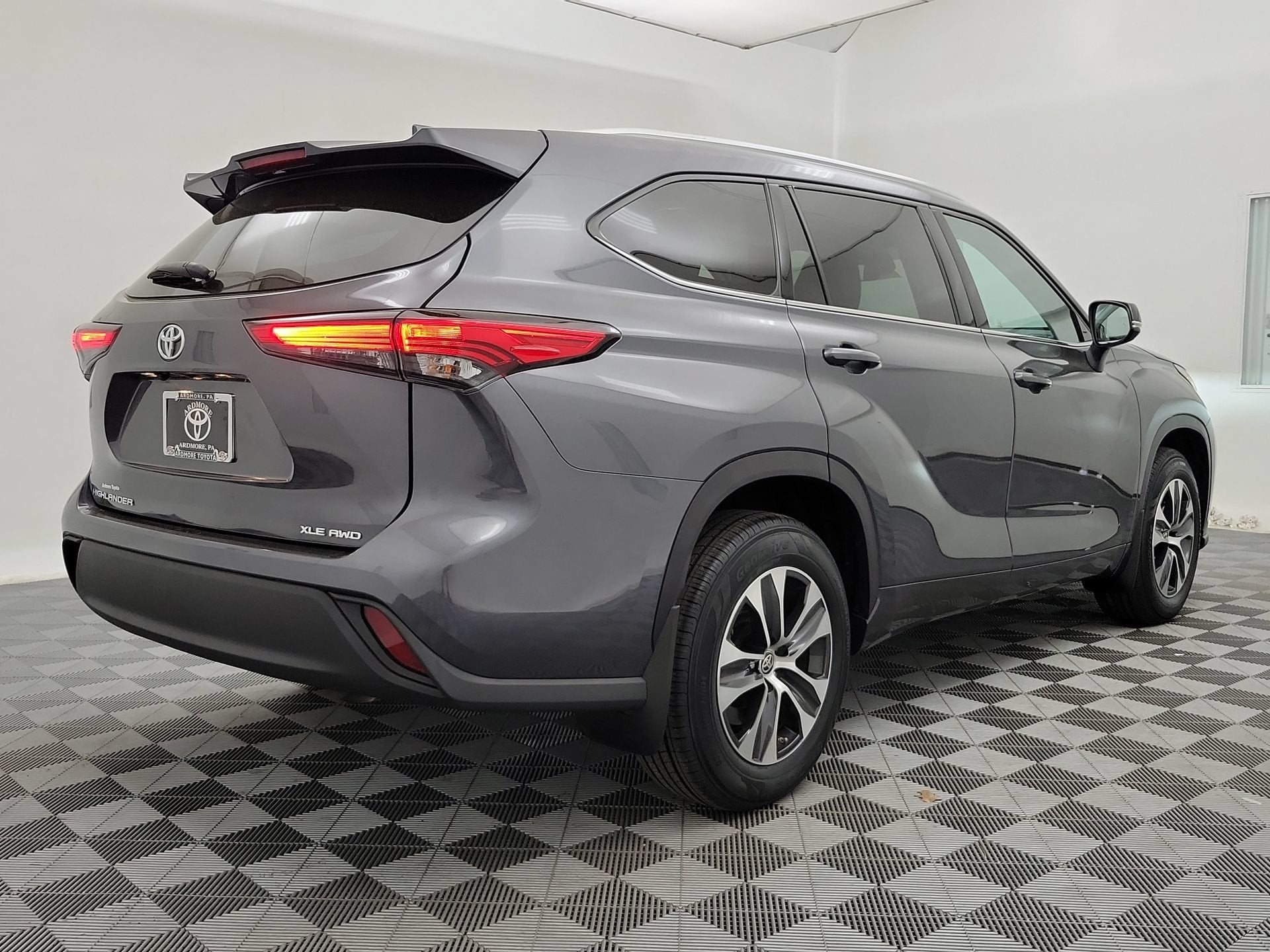 2020 Toyota Highlander XLE