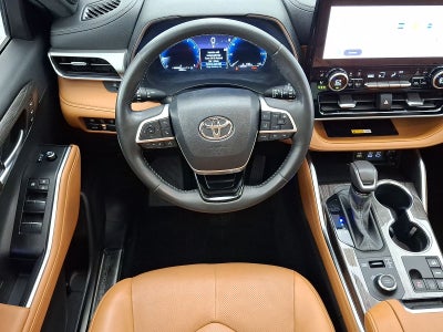 2024 Toyota Highlander Platinum