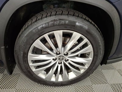 2024 Toyota Highlander Platinum