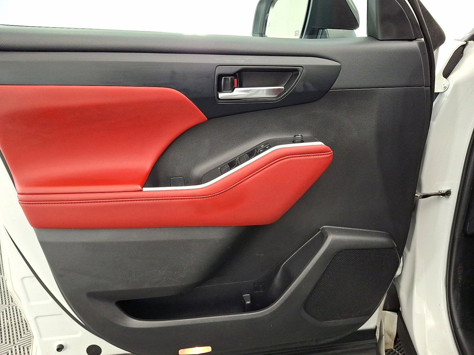 2024 Toyota Highlander XSE