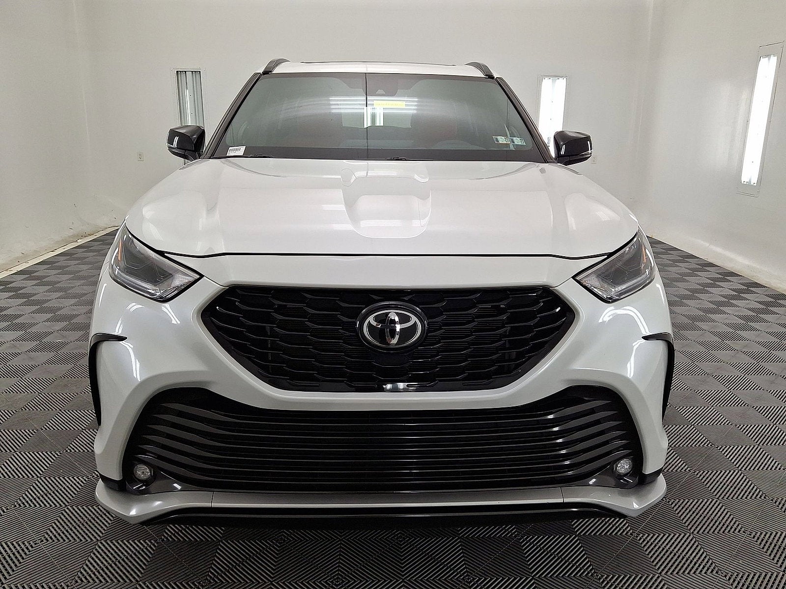 2024 Toyota Highlander XSE