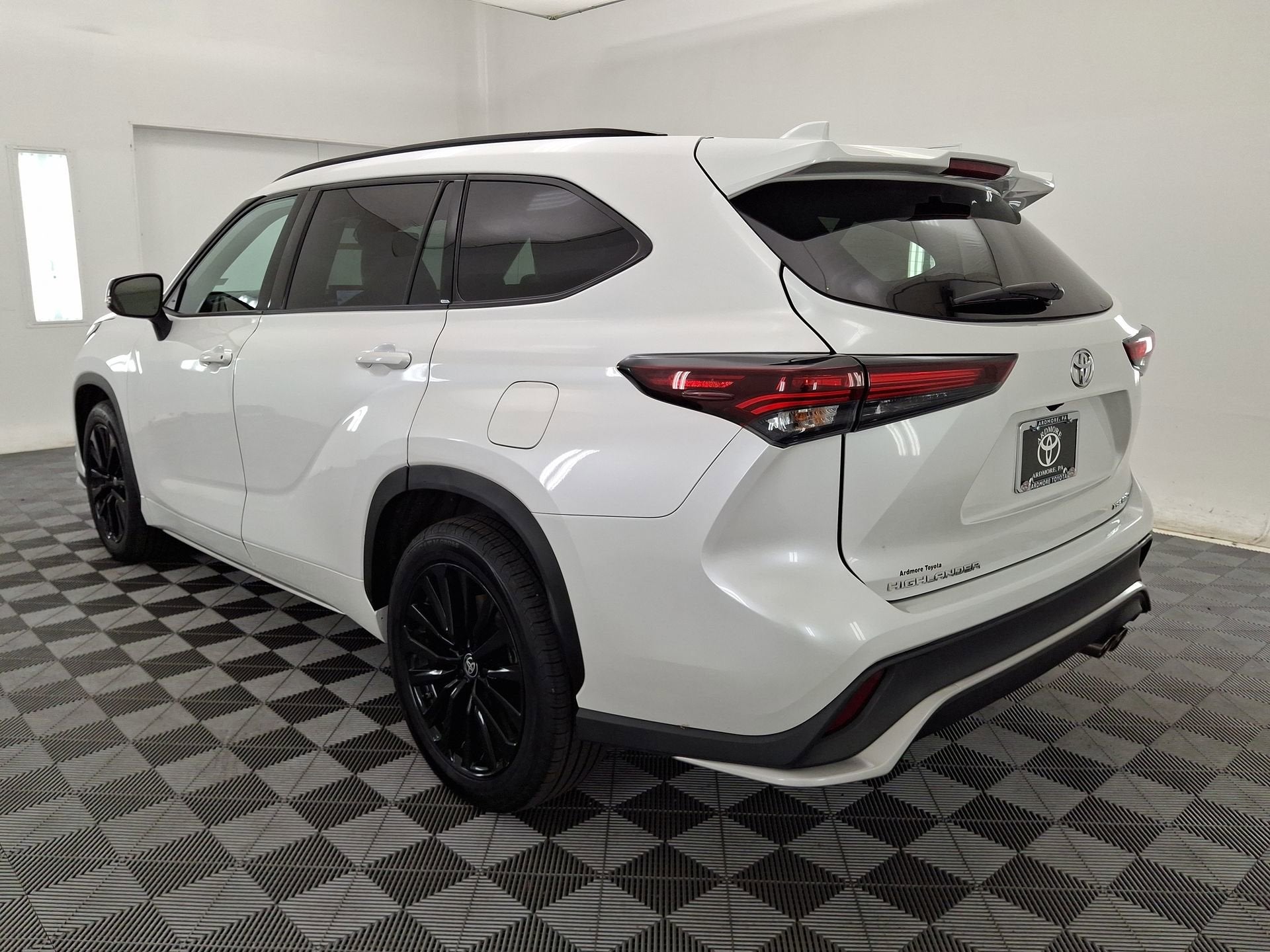 2024 Toyota Highlander XSE