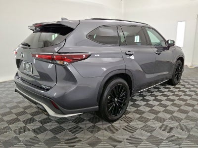 2025 Toyota Highlander XSE