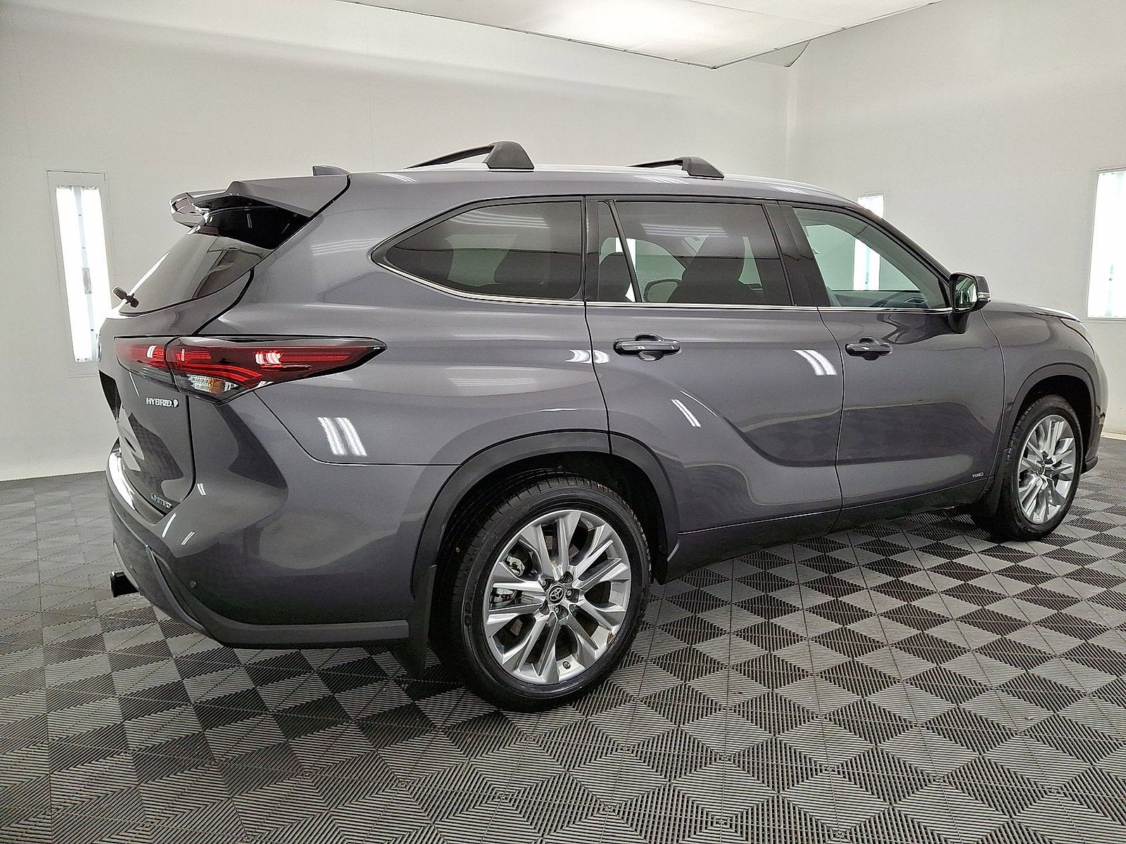 2024 Toyota Highlander Hybrid Limited