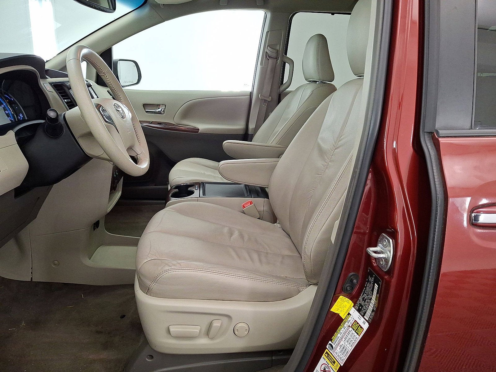 2012 Toyota Sienna XLE