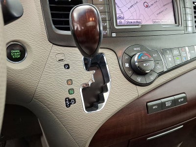 2012 Toyota Sienna XLE