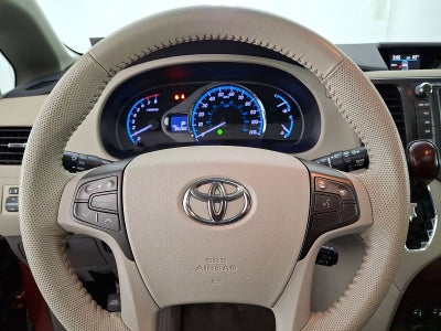 2012 Toyota Sienna XLE