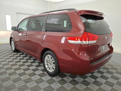 2012 Toyota Sienna XLE