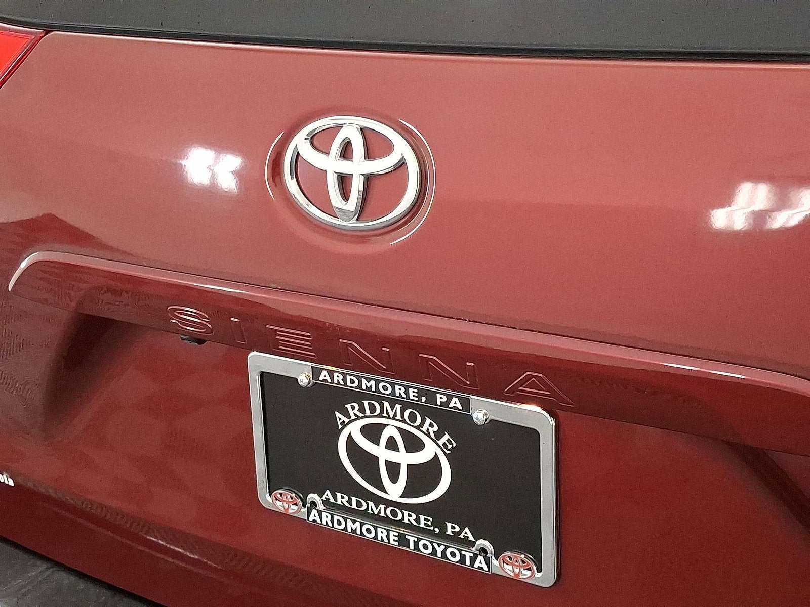 2012 Toyota Sienna XLE