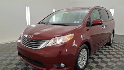 2012 Toyota Sienna XLE
