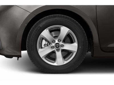 2018 Toyota Sienna XLE