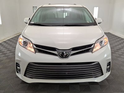 2019 Toyota Sienna XLE