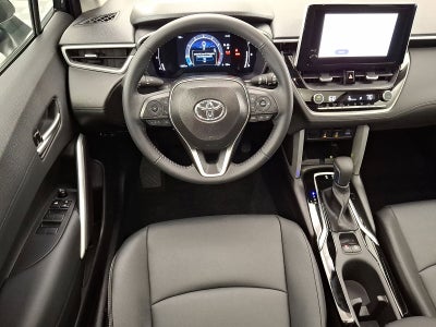2025 Toyota Corolla Cross XLE
