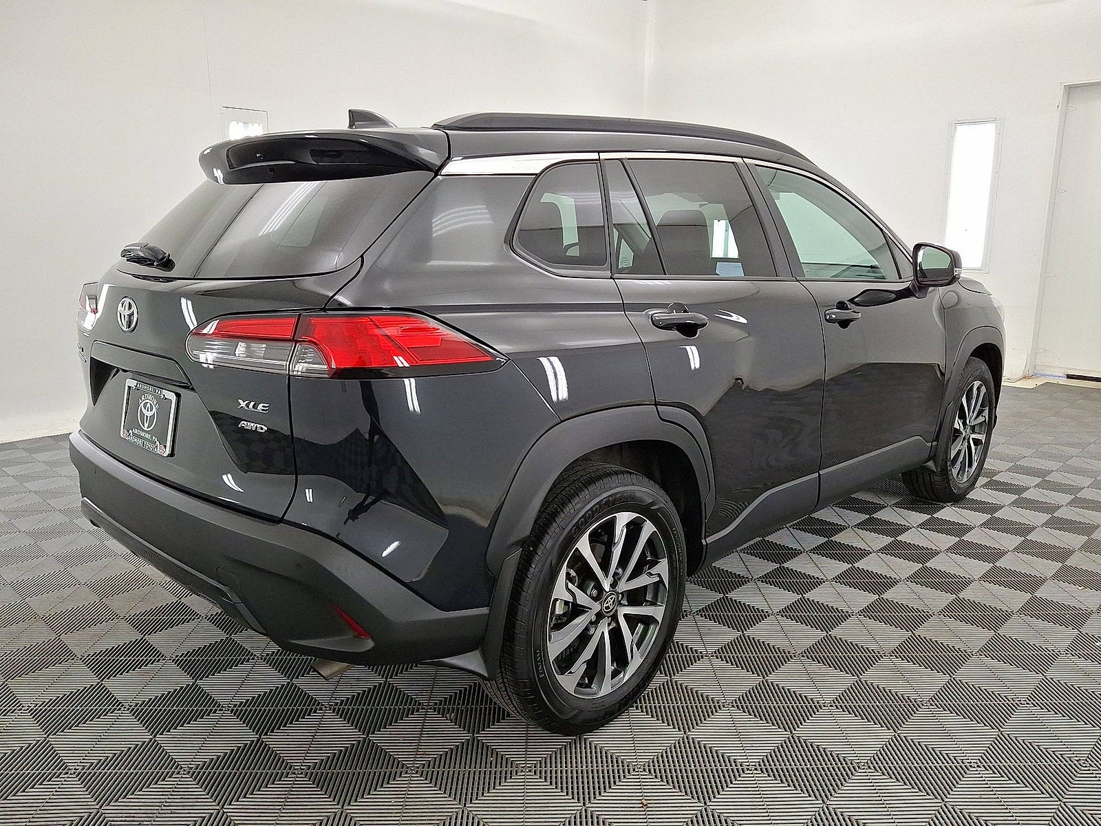 2025 Toyota Corolla Cross XLE