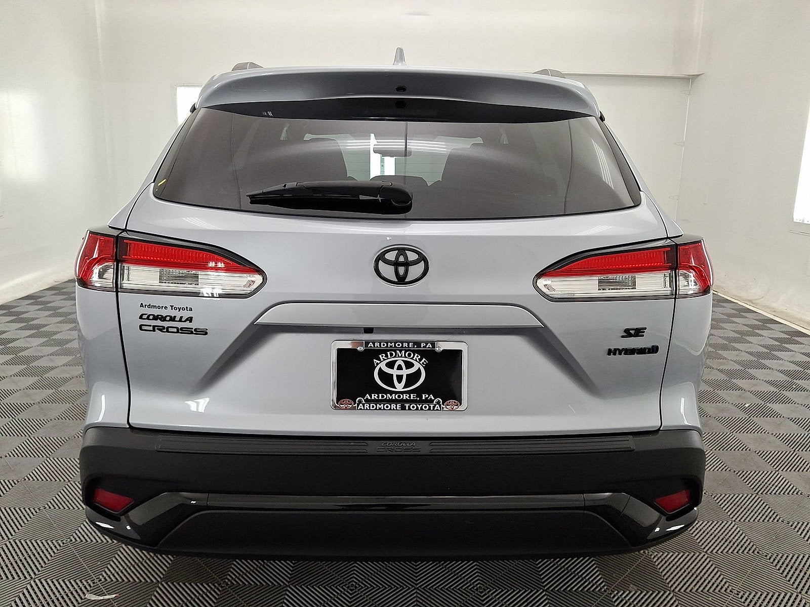 2023 Toyota Corolla Cross Hybrid SE