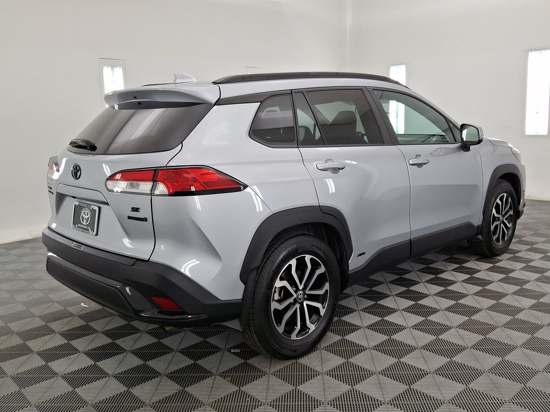 2023 Toyota Corolla Cross Hybrid SE