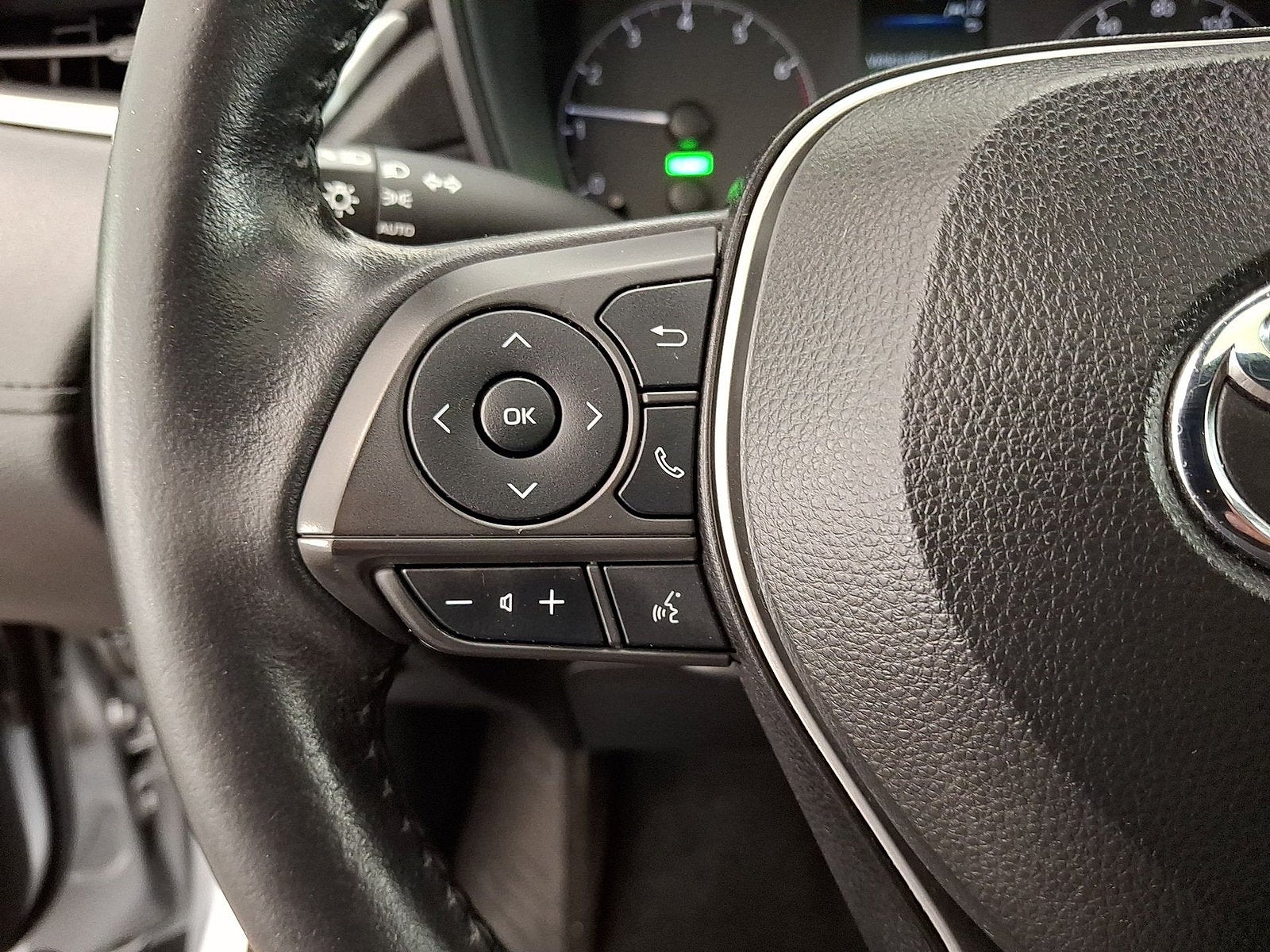 2023 Toyota Corolla Cross Hybrid SE