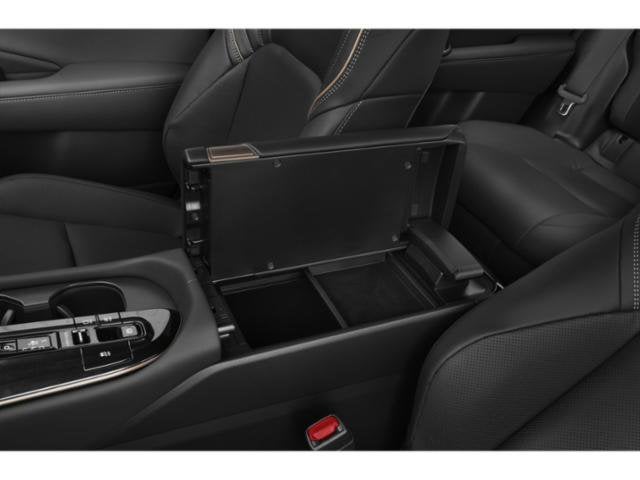 2025 Toyota Crown Signia Limited