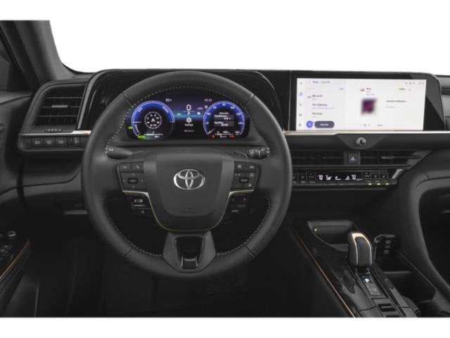 2025 Toyota Crown Signia XLE