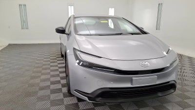 2025 Toyota Prius LE