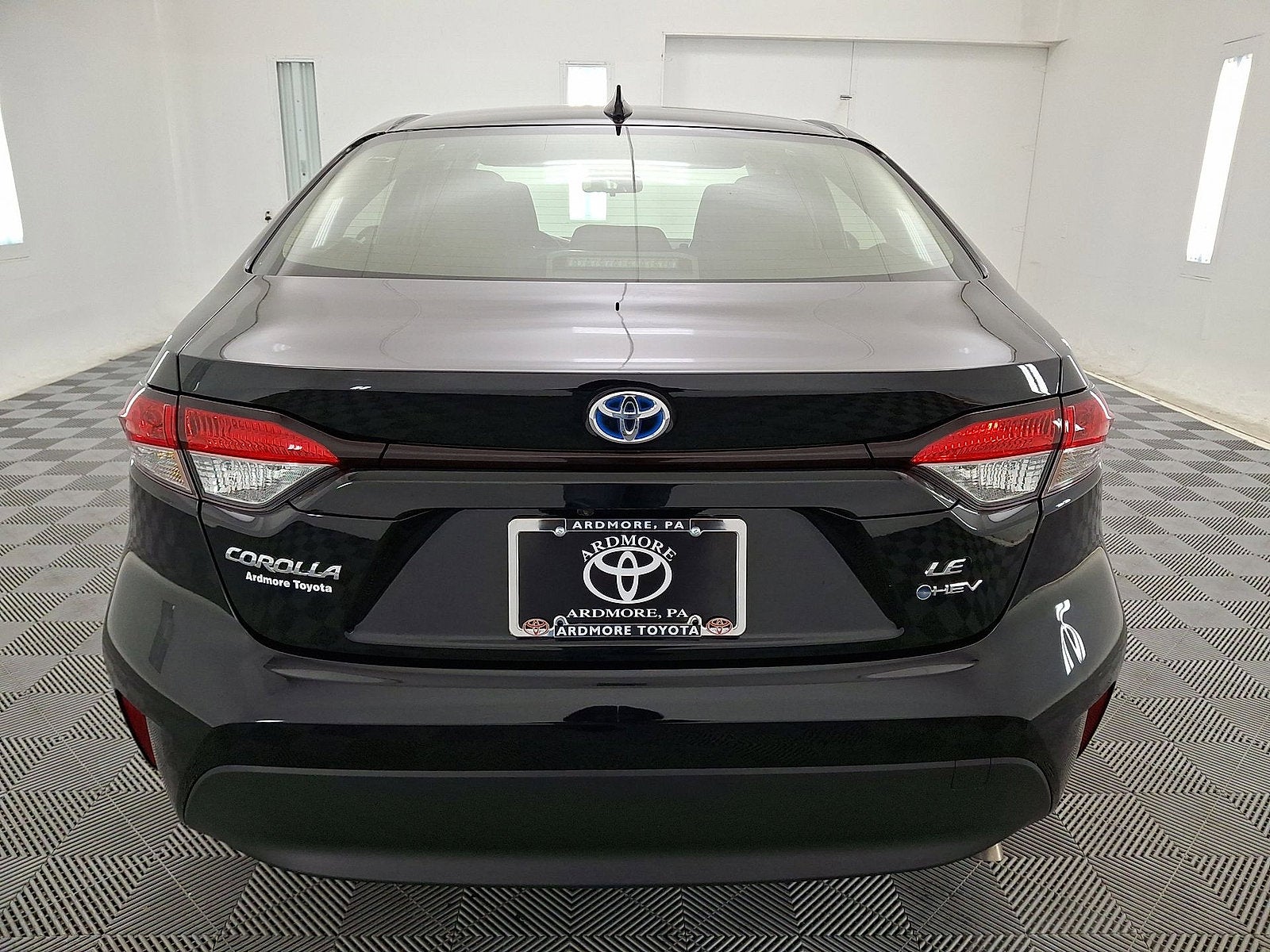 2025 Toyota Corolla Hybrid LE