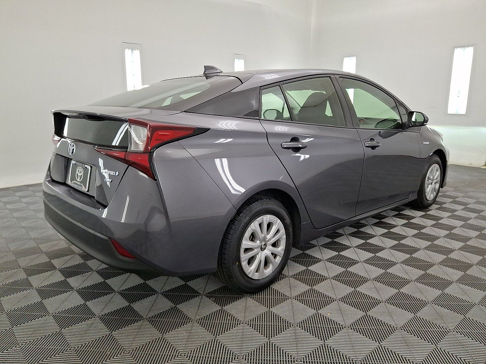 2021 Toyota Prius L Eco
