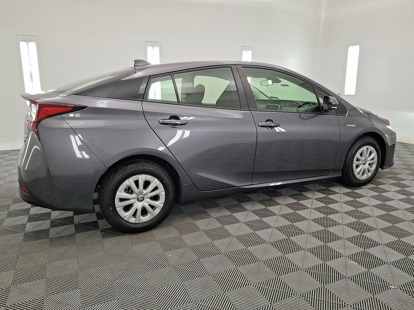 2021 Toyota Prius L Eco