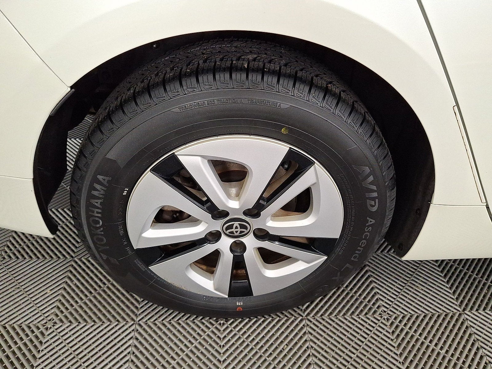 2017 Toyota Prius Three