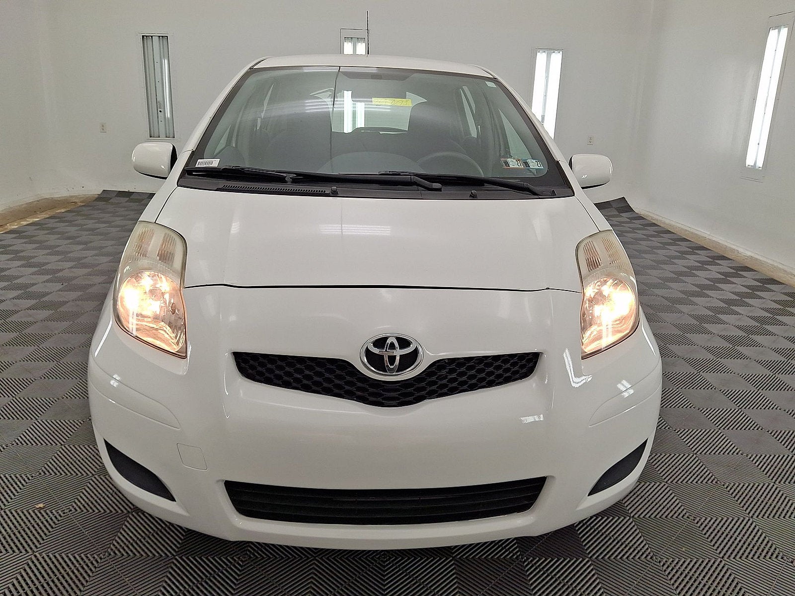 2009 Toyota Yaris Base