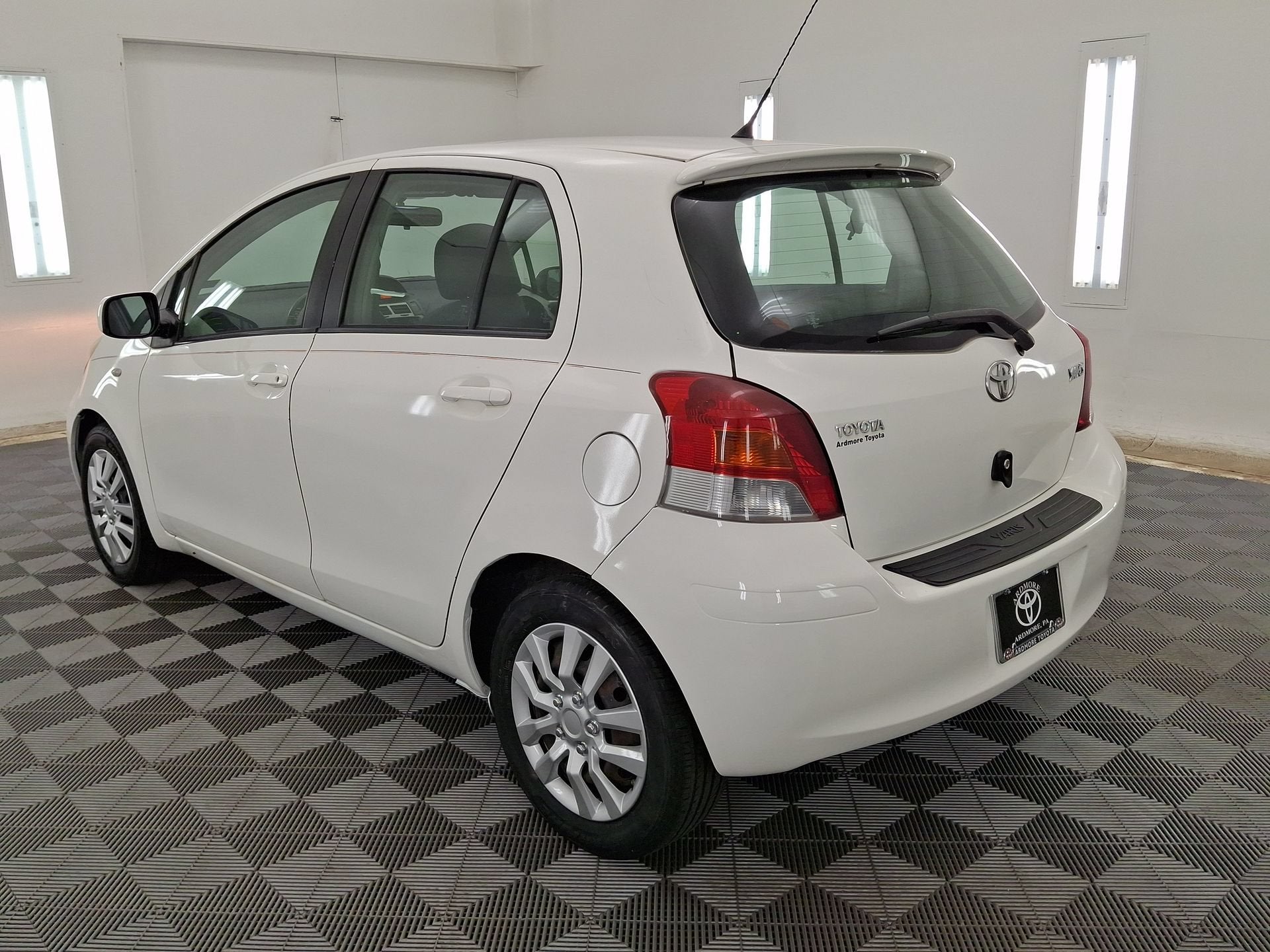 2009 Toyota Yaris Base