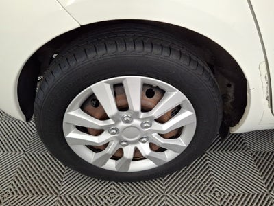 2009 Toyota Yaris Base