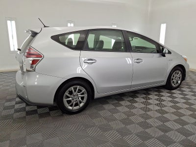 2017 Toyota Prius v Five