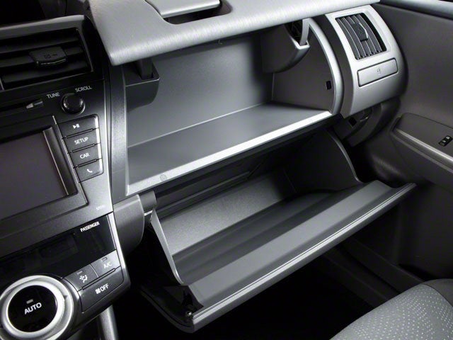 2013 Toyota Prius v Two