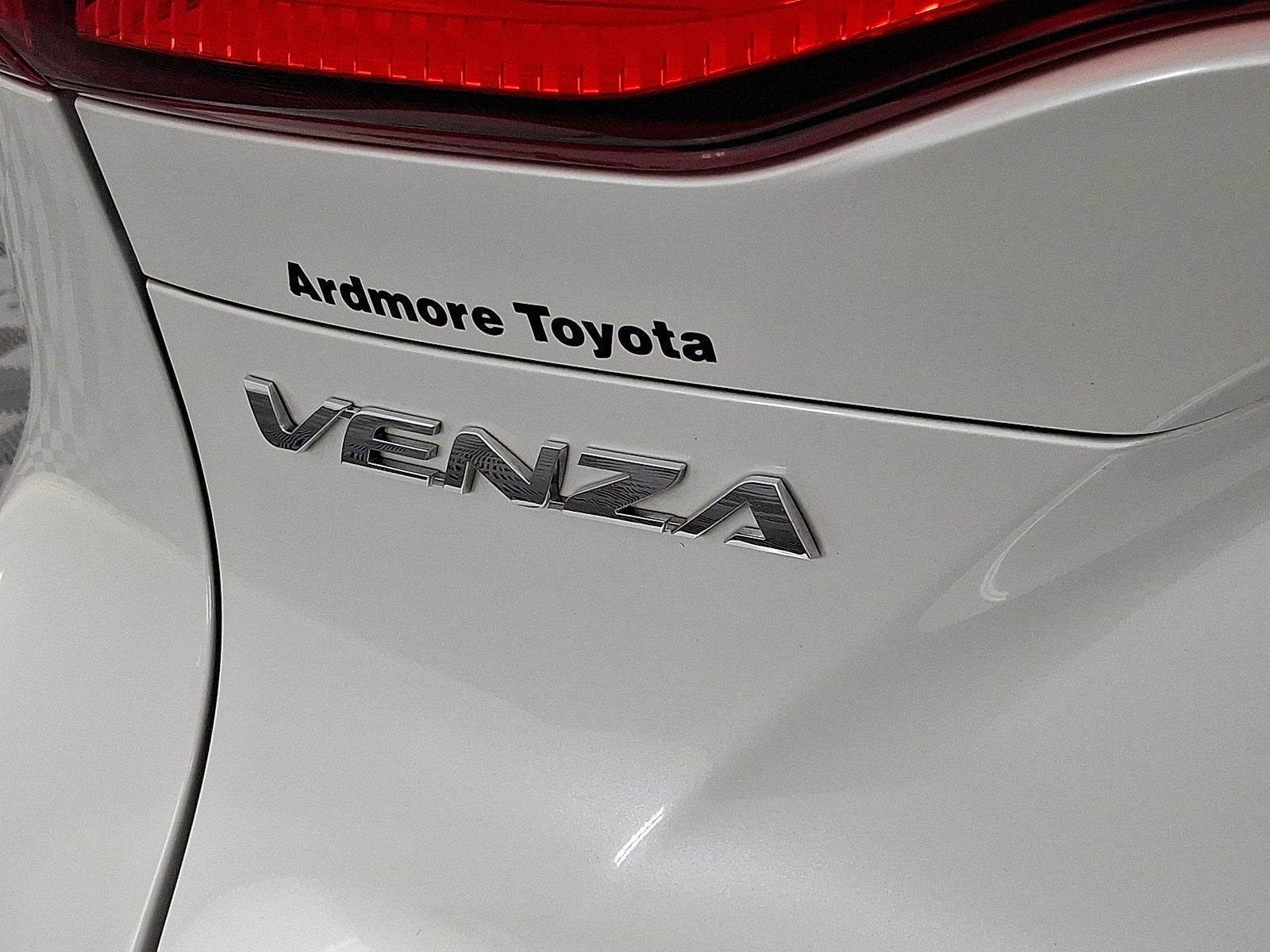 2023 Toyota Venza XLE