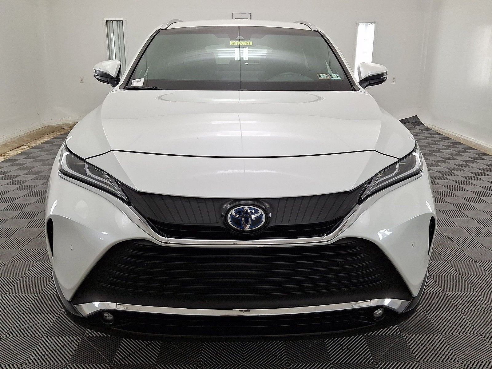 2023 Toyota Venza XLE