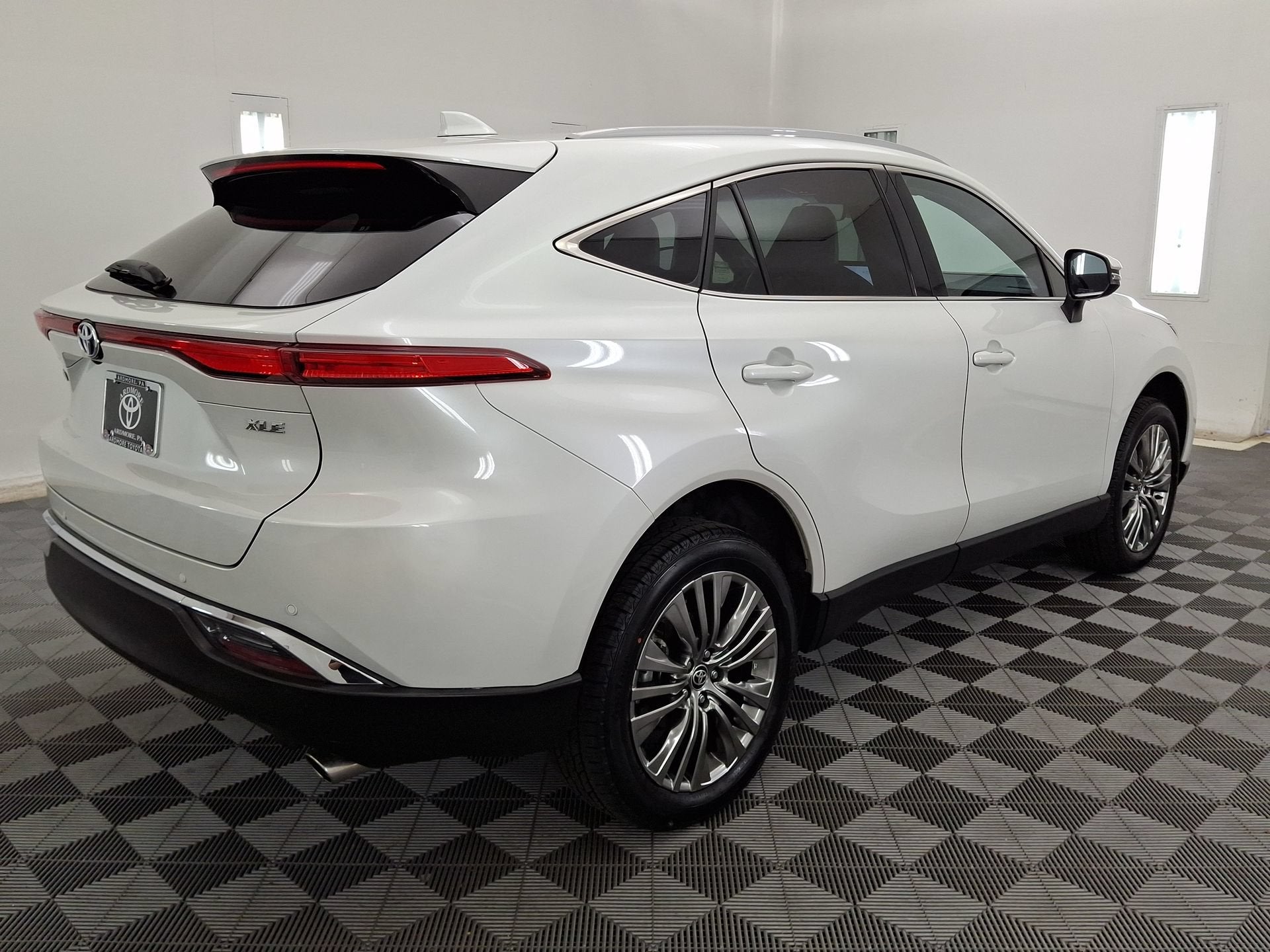 2023 Toyota Venza XLE