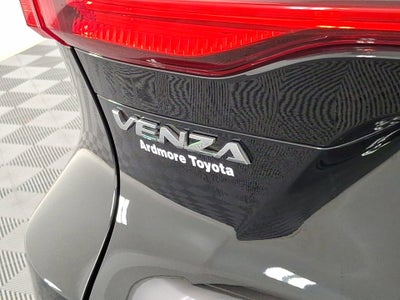 2023 Toyota Venza LE