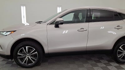 2023 Toyota Venza LE