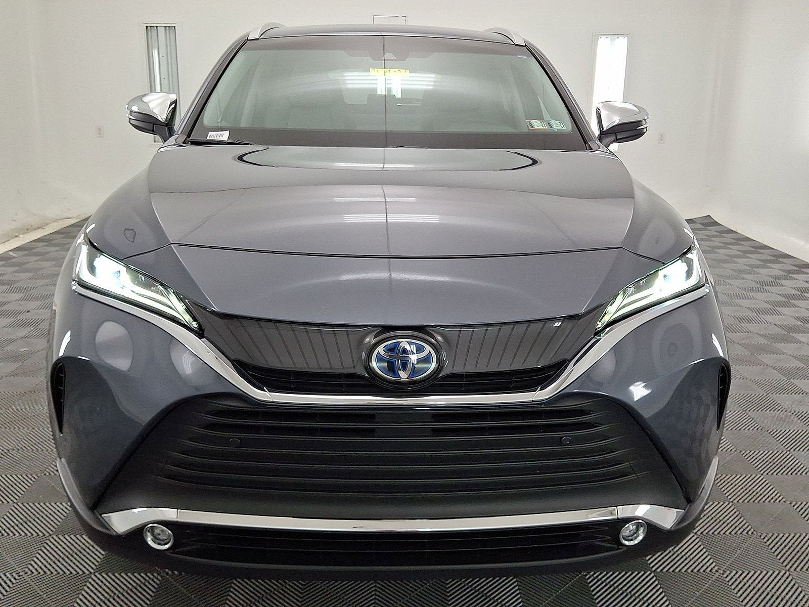 2023 Toyota Venza XLE