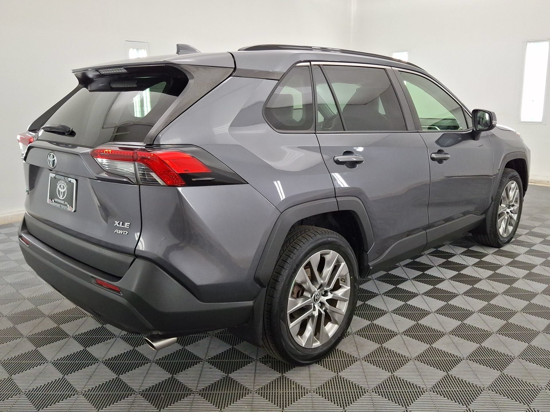 2019 Toyota RAV4 XLE Premium