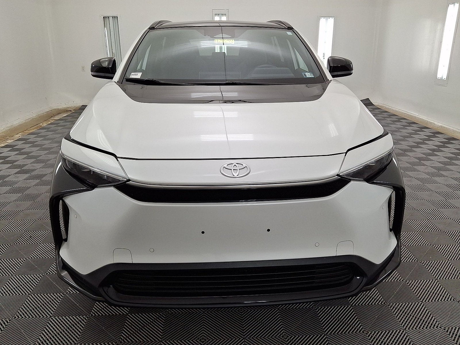 2024 Toyota bZ4X XLE