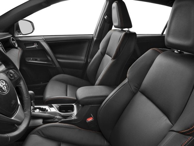 2017 Toyota RAV4 SE