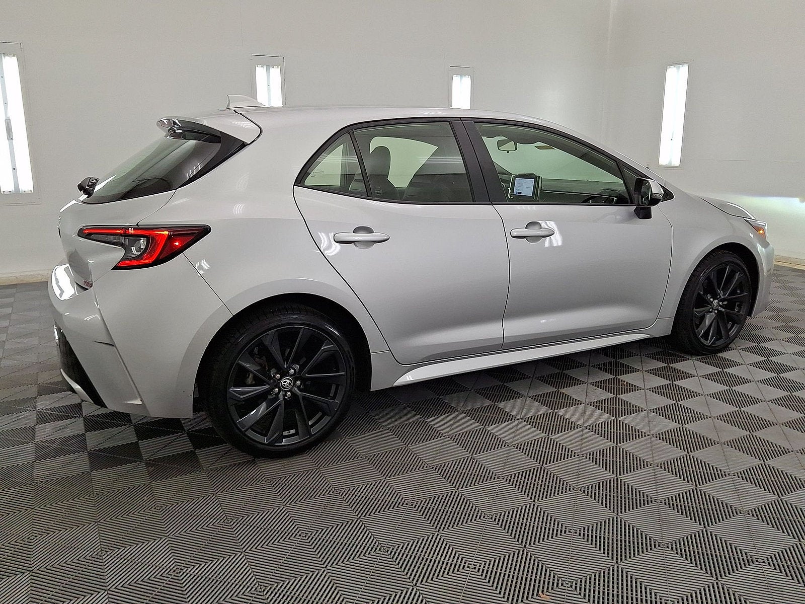 2023 Toyota Corolla Hatchback XSE