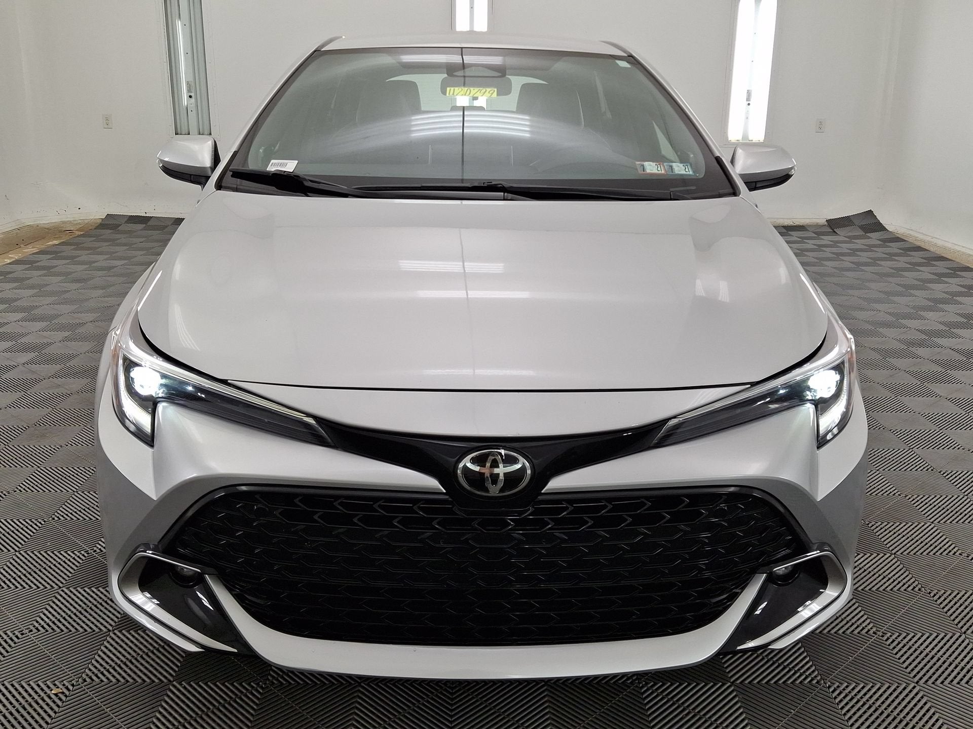 2023 Toyota Corolla Hatchback XSE