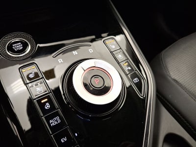 2023 Kia Niro Plug-In Hybrid SX Touring