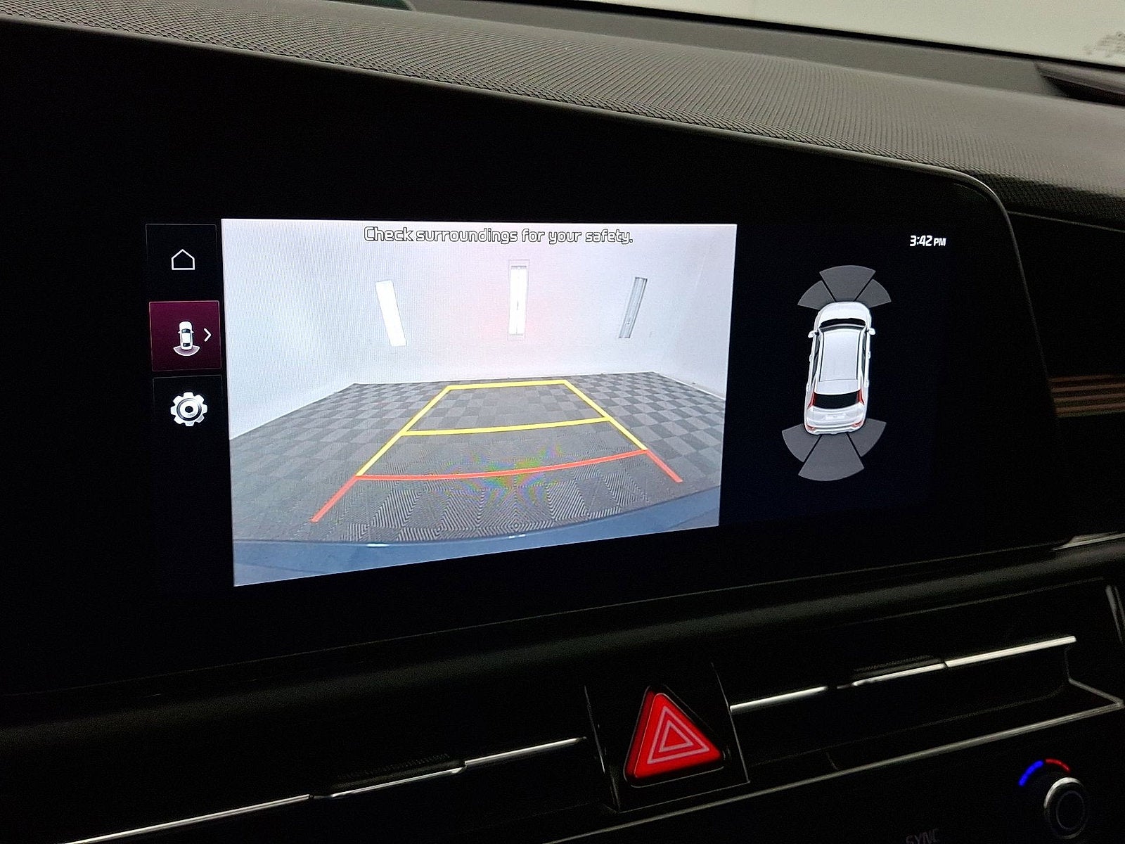 2023 Kia Niro Plug-In Hybrid SX Touring