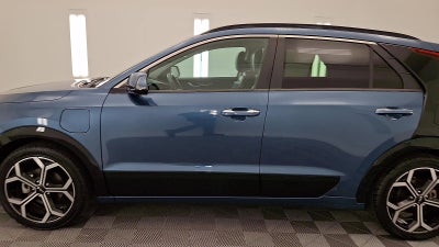 2023 Kia Niro Plug-In Hybrid SX Touring